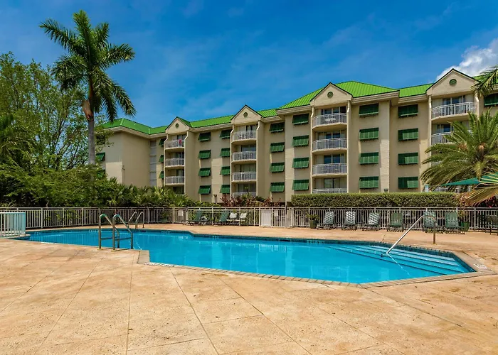 Sunrise Suites Antigua Suite #312